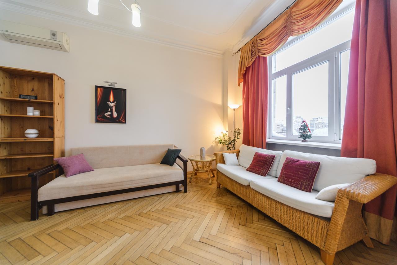 Apartments On Khreschatyk 27 Kiev Luaran gambar